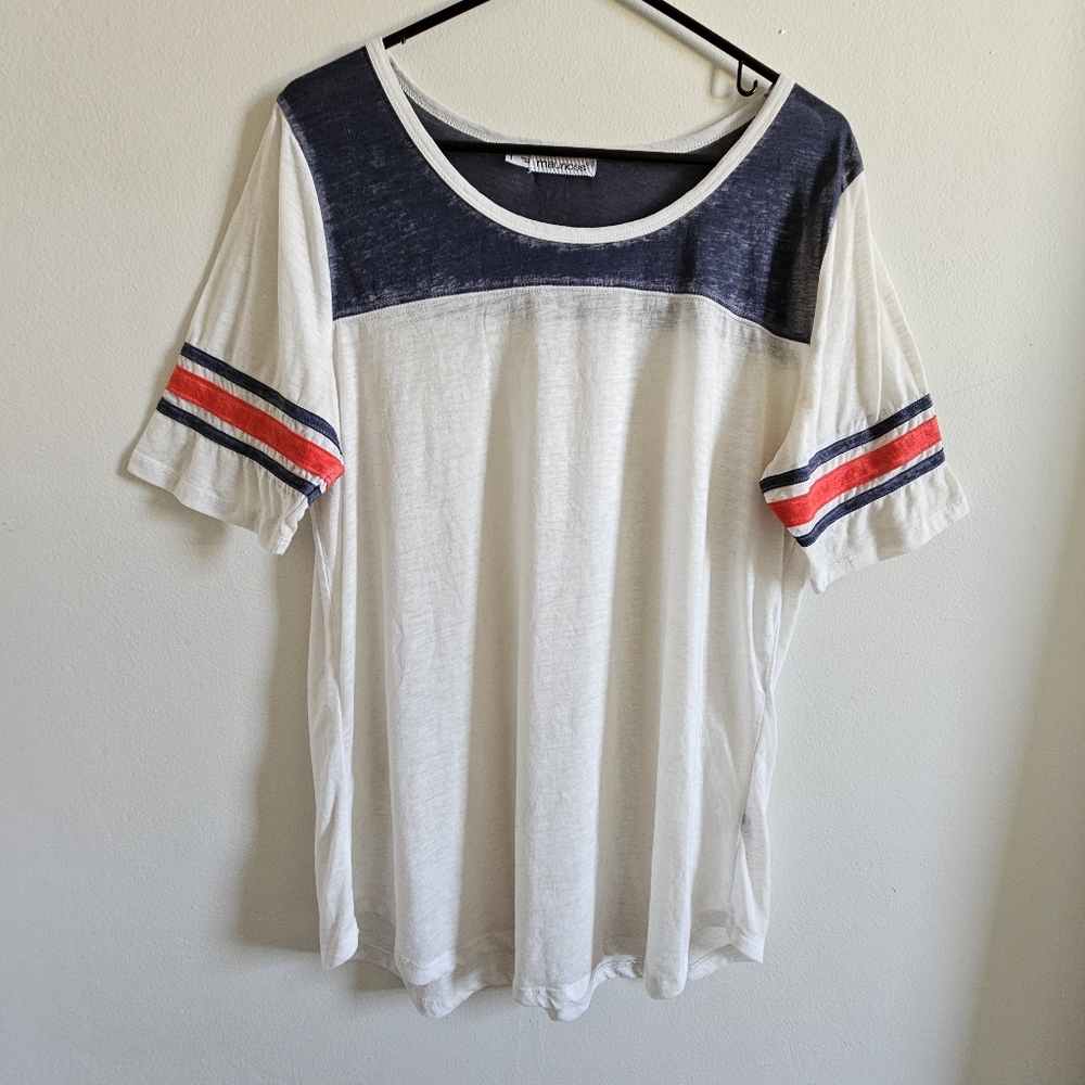 🟣BOGO Maunces 1X White Thin T Shirt
